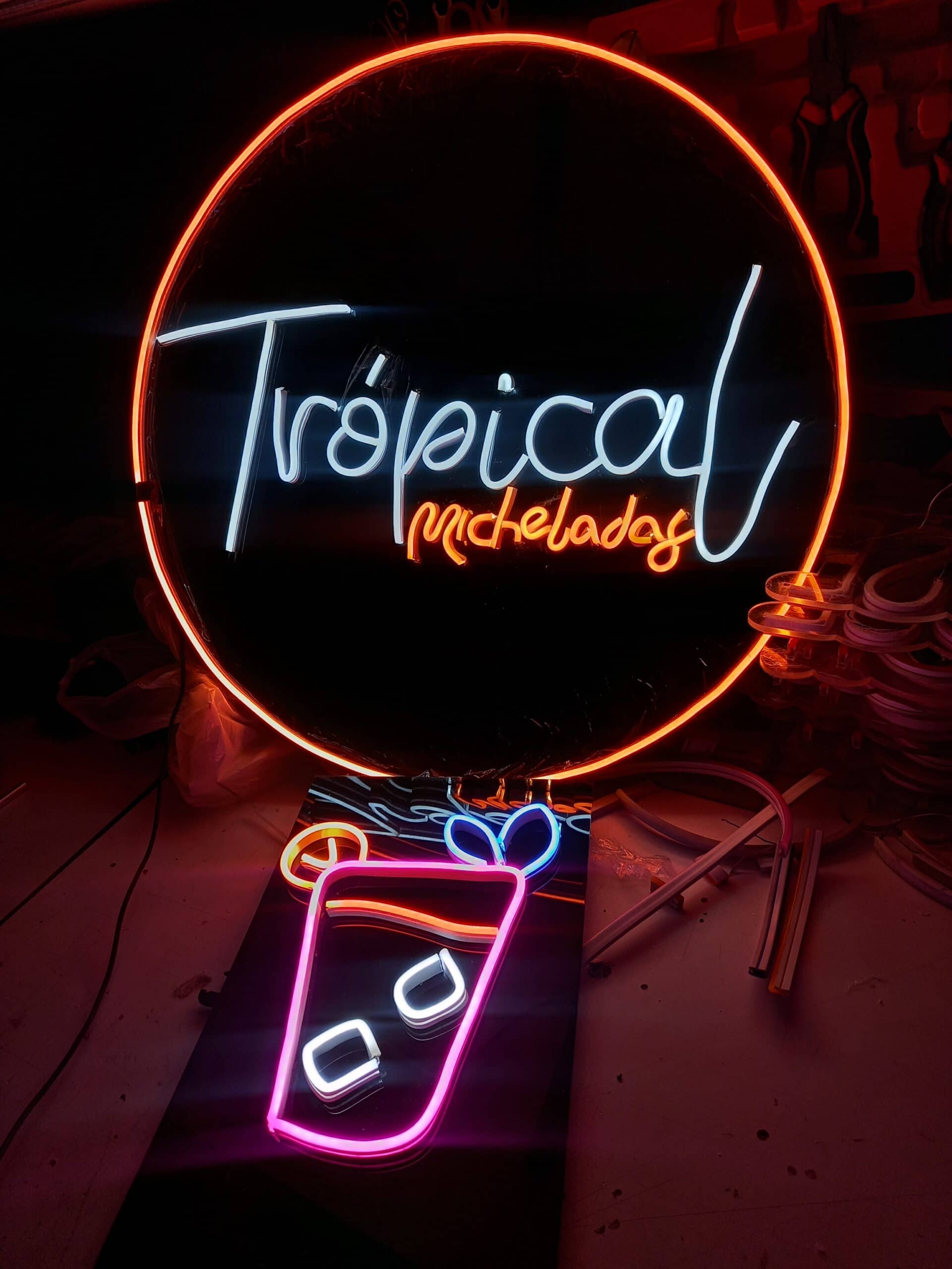 Avisos en neon