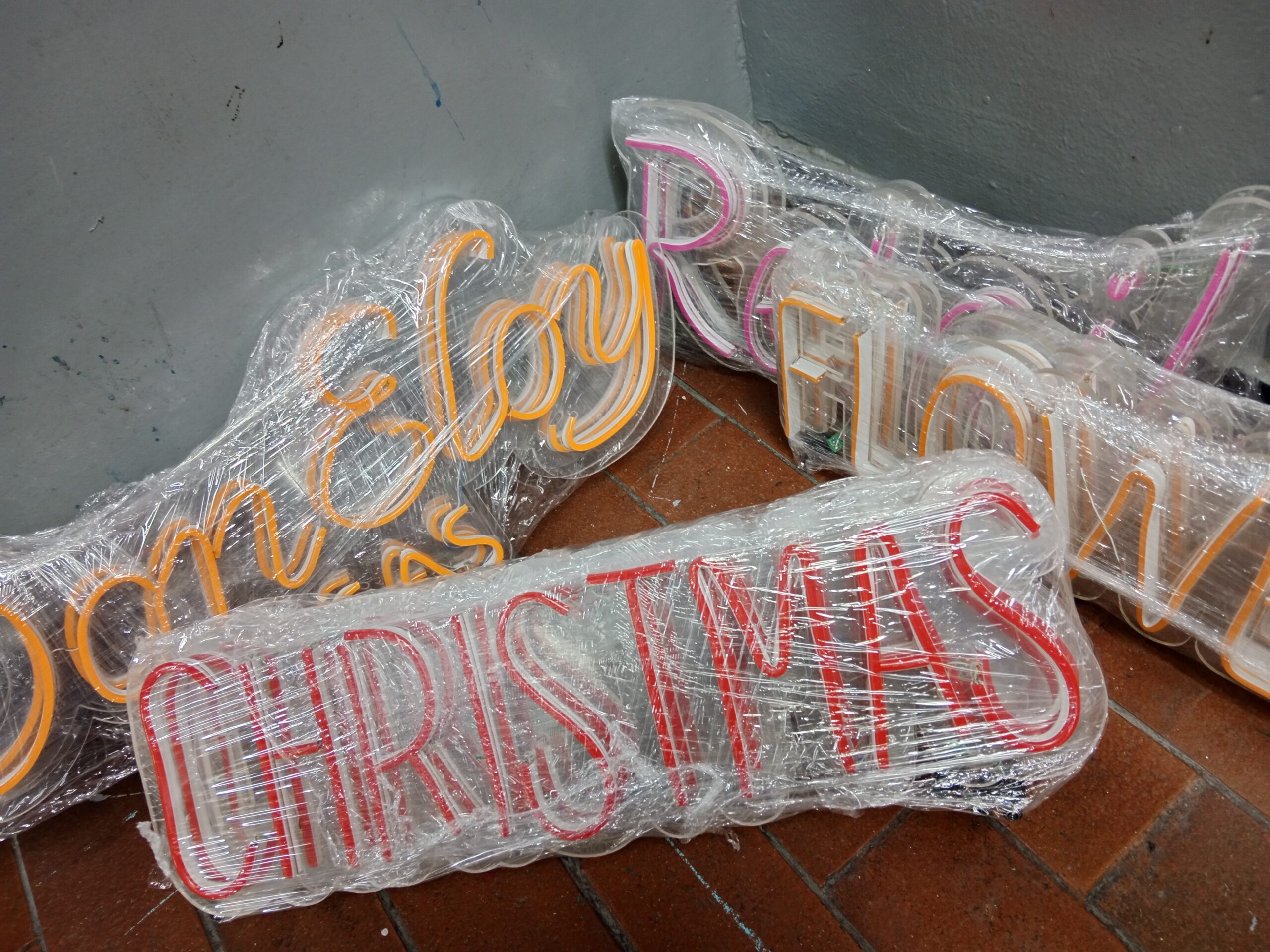 Avisos en neon