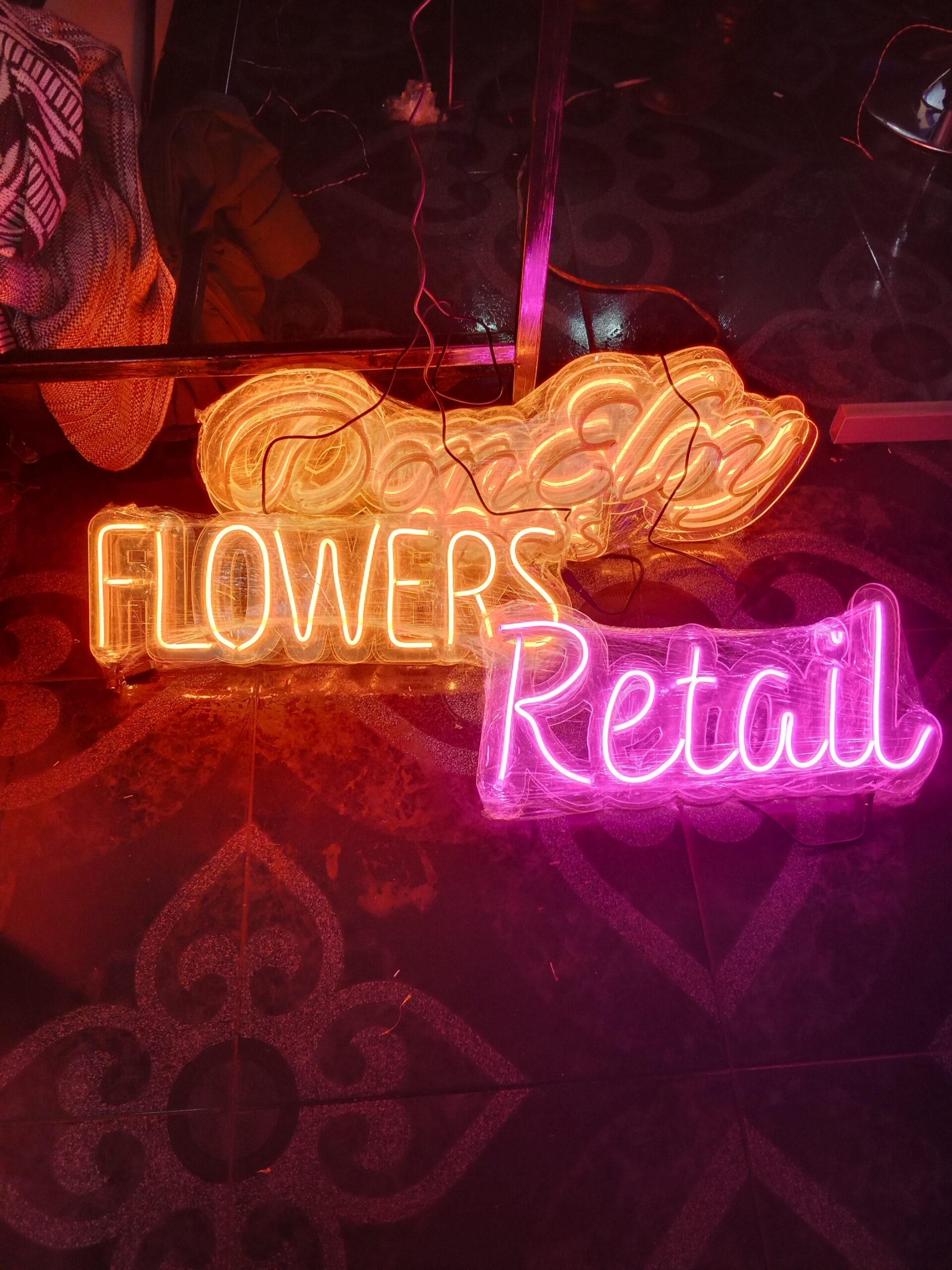 Avisos en neon