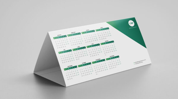 Calendario-para-mesa-triangulo-1-600x334